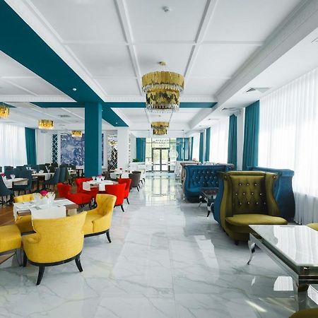 Beluga Hotel Atyrau Exterior photo